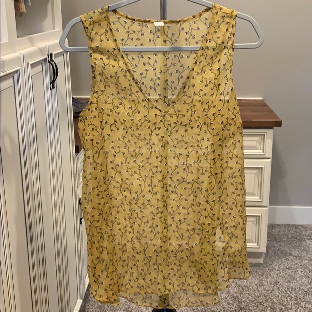 V Neck High Low Sleeveless Blouse